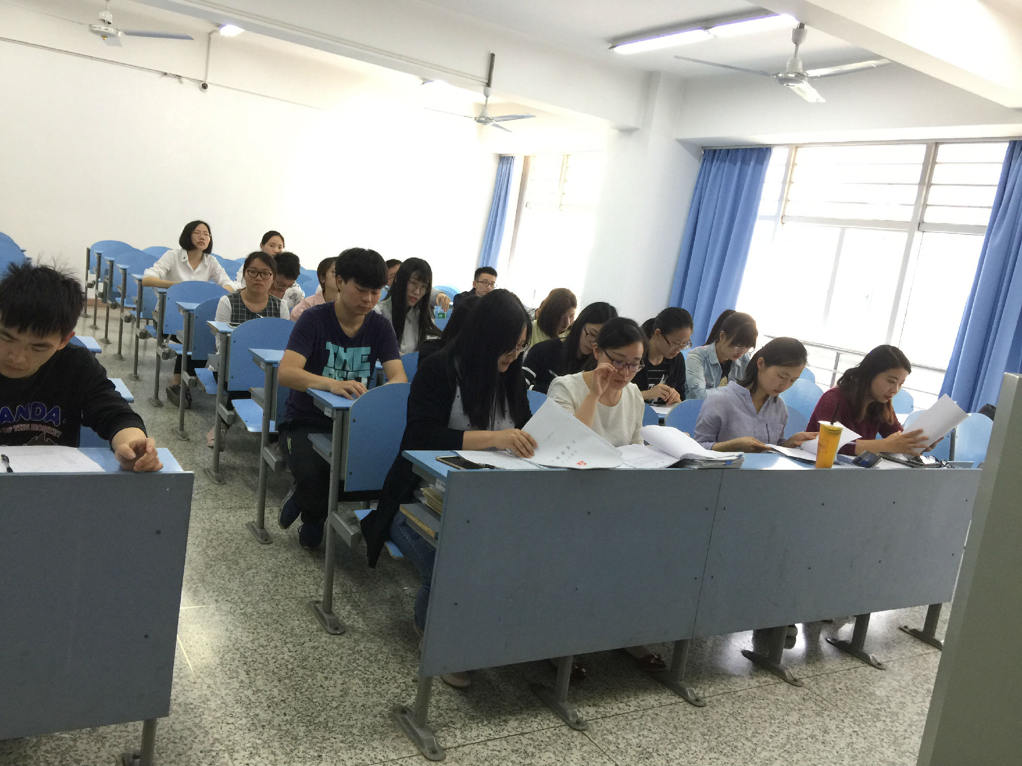 转正答辩大会照片 (5).png